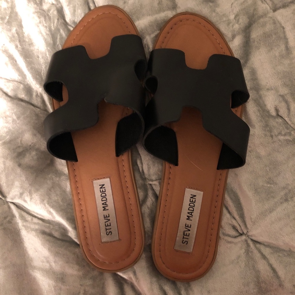 Steve Madden Greece style sandals